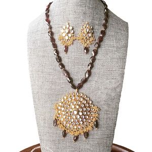 Indian Brown Kundan Studded Pendant Necklace with Earrings